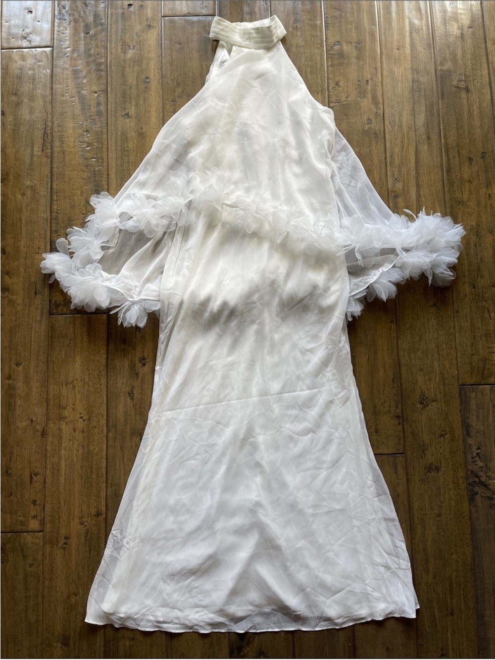 ELLIATT Poppy Cape Gown Tiered Dress in White - Picture 4 of 6